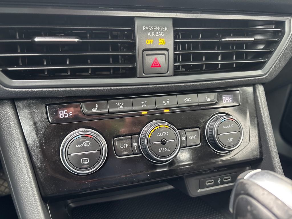 Used 2020 Volkswagen Jetta SE image 11