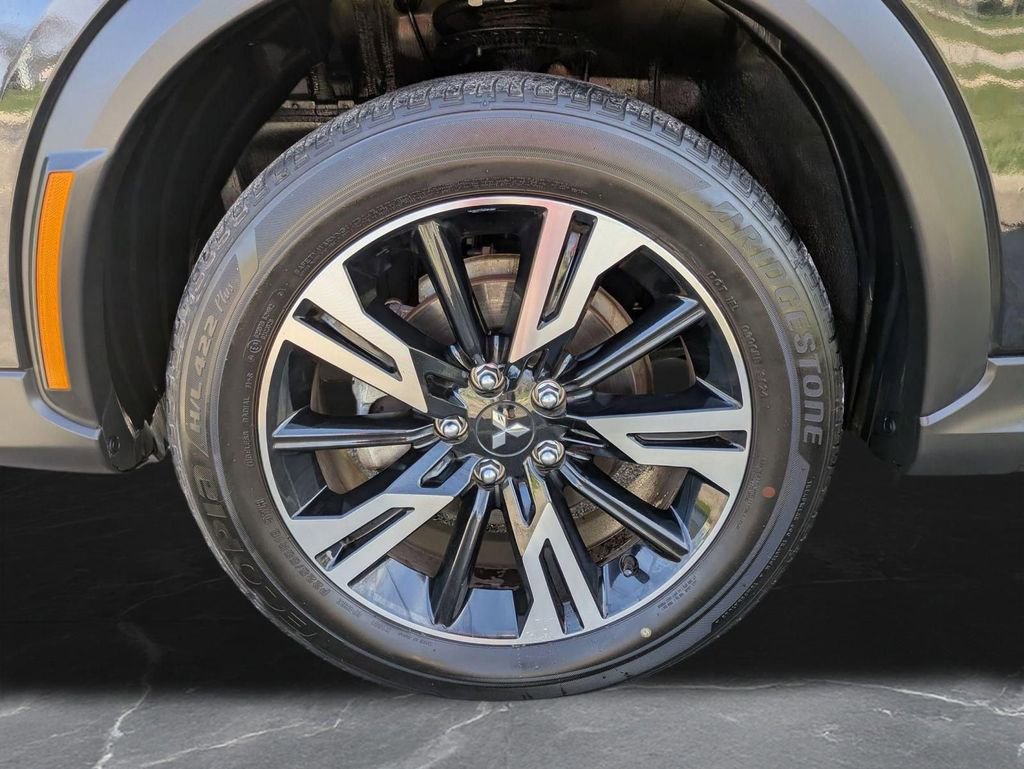 Used 2025 Mitsubishi Eclipse Cross SE image 30