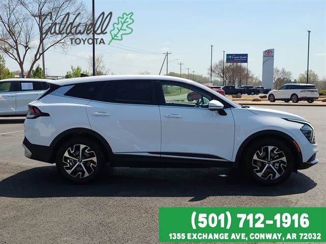 Used 2025 Kia Sportage EX image 4