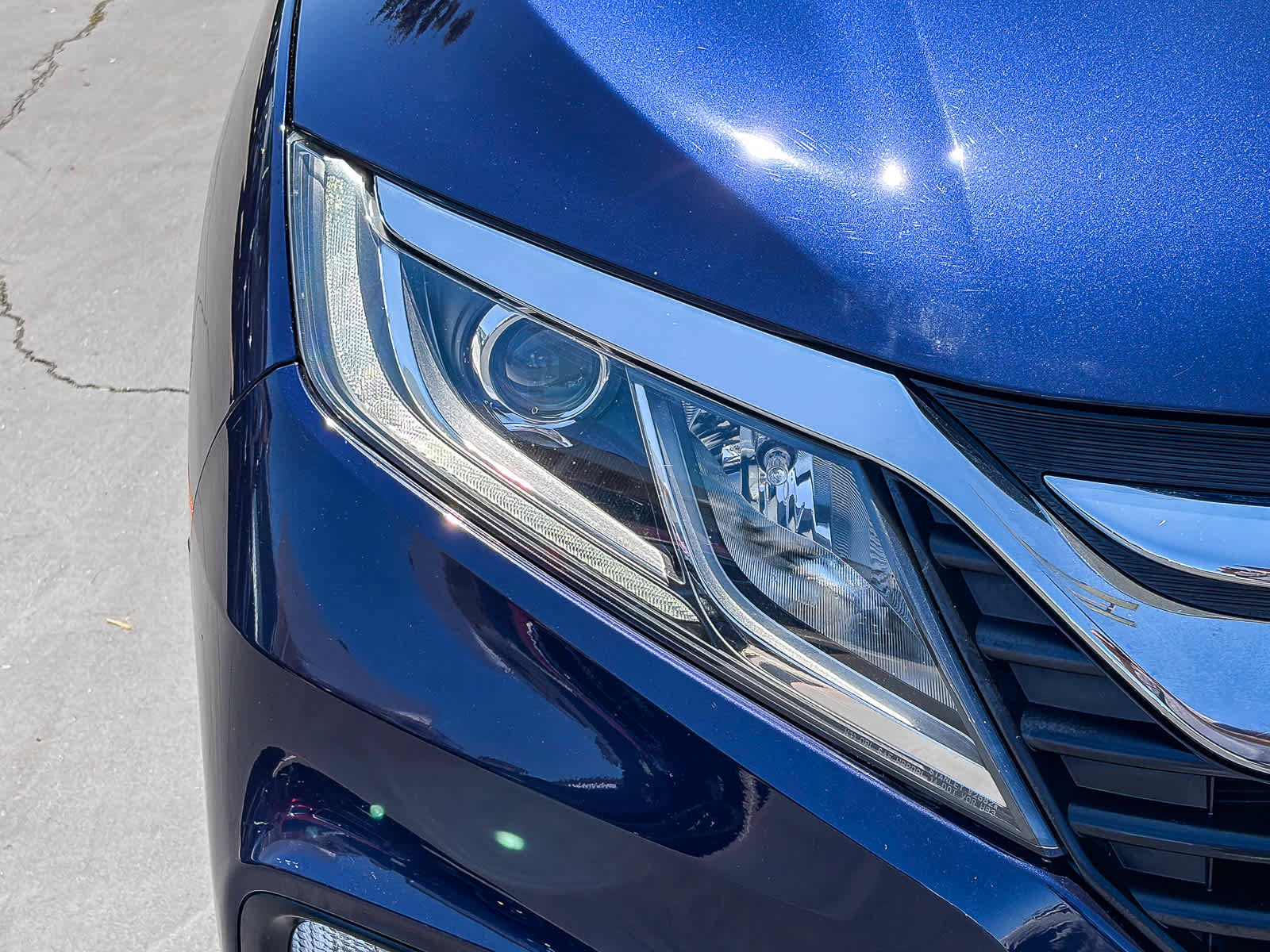 Used 2018 Honda Odyssey EX image 7