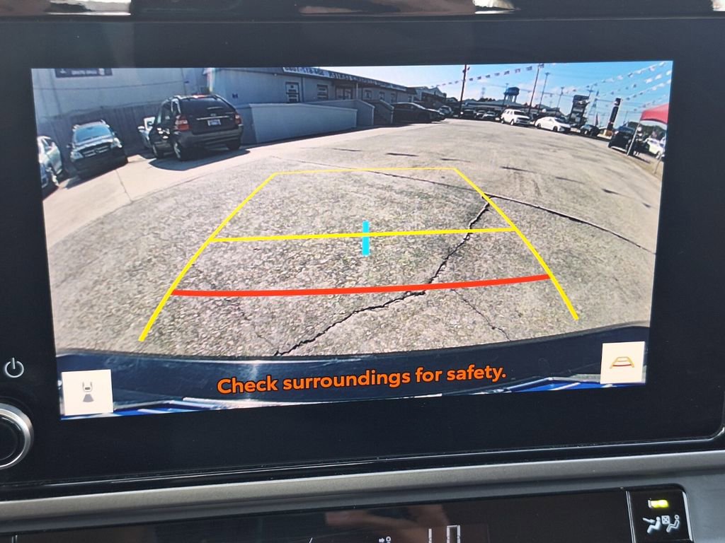 Used 2025 Toyota Camry LE image 16