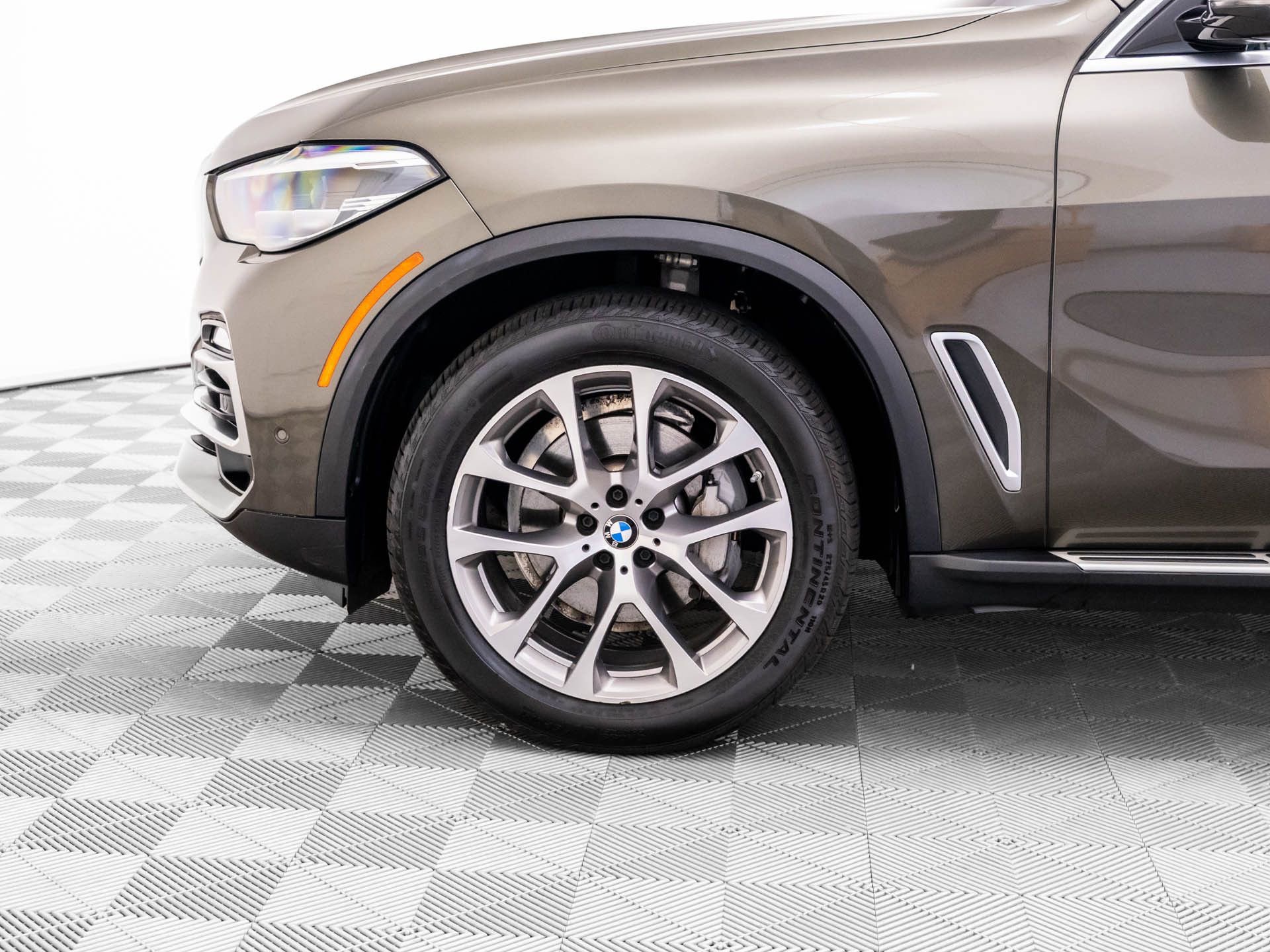 Certified 2021 BMW X5 xDrive40i w/ Convenience Package image 37