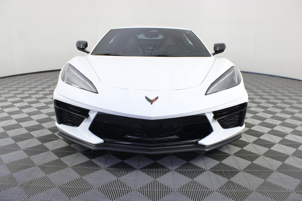 Used 2024 Chevrolet Corvette Stingray Coupe w/ Z51 Performance Package RWD image 9