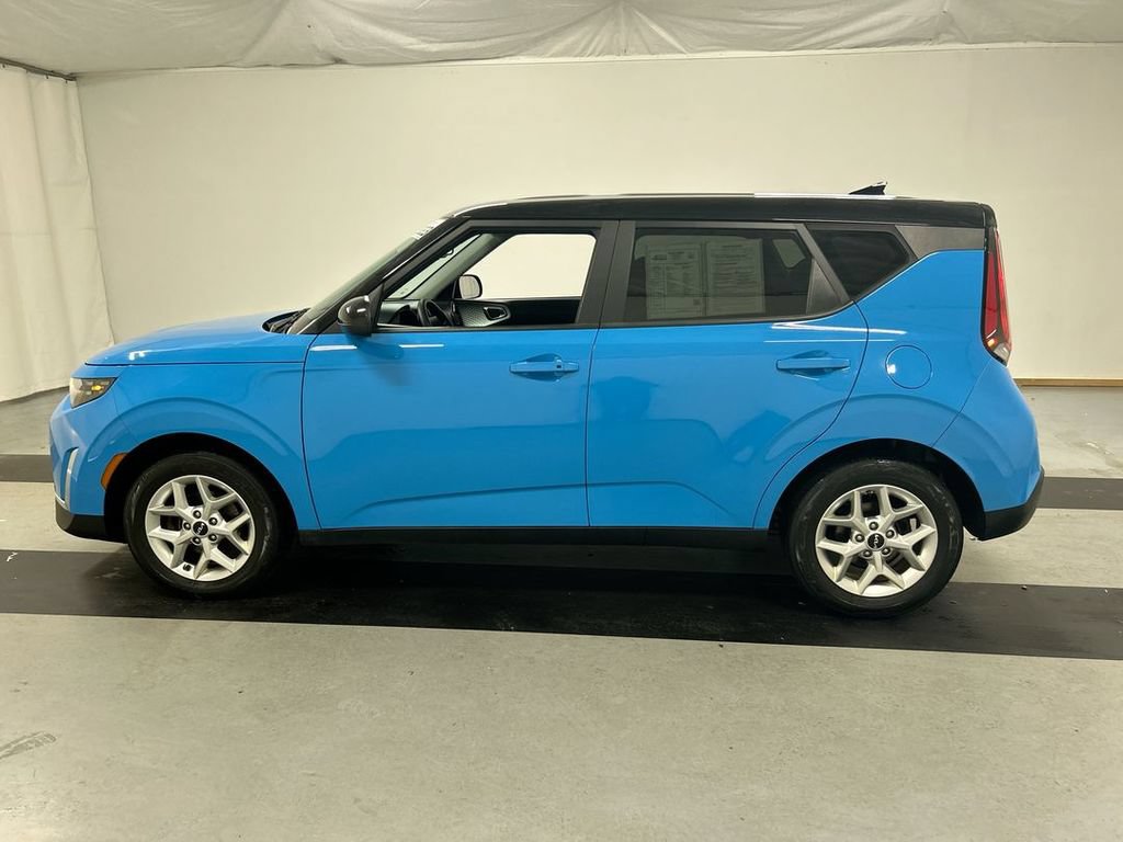 Certified 2023 Kia Soul S FWD image 6