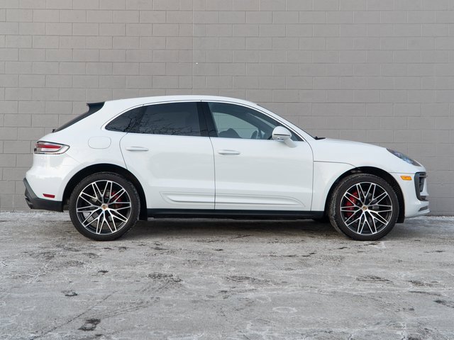 Certified 2025 Porsche Macan S image 8