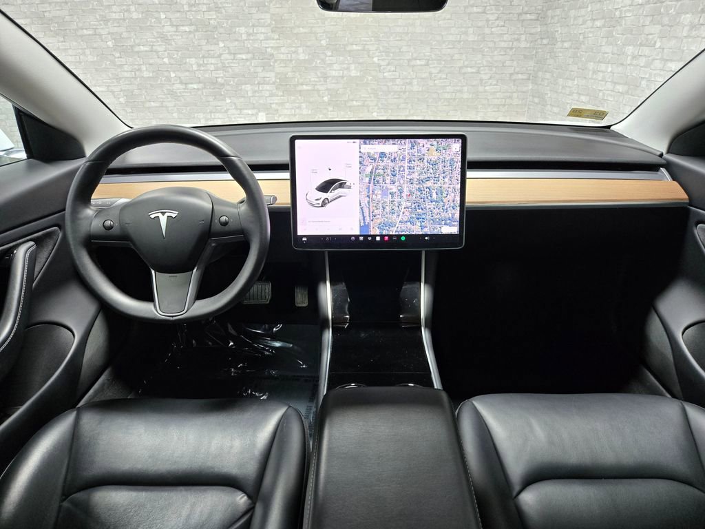 Used 2020 Tesla Model 3 Performance image 31