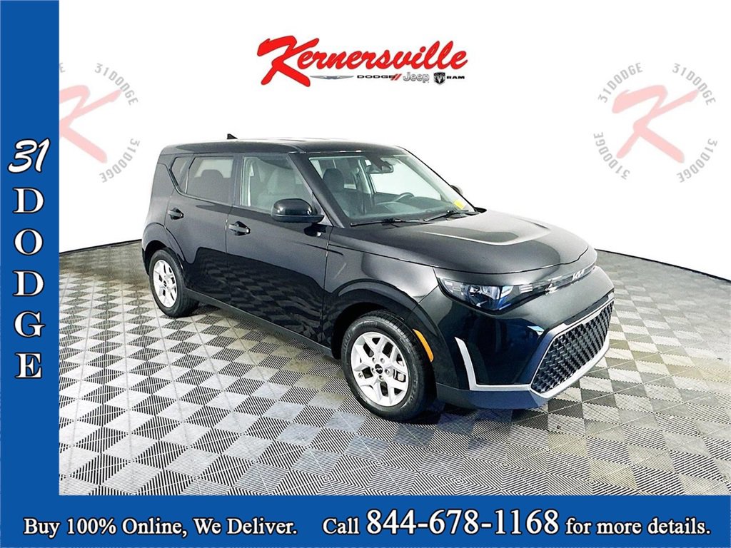Used 2024 Kia Soul LX w/ Option Group 015