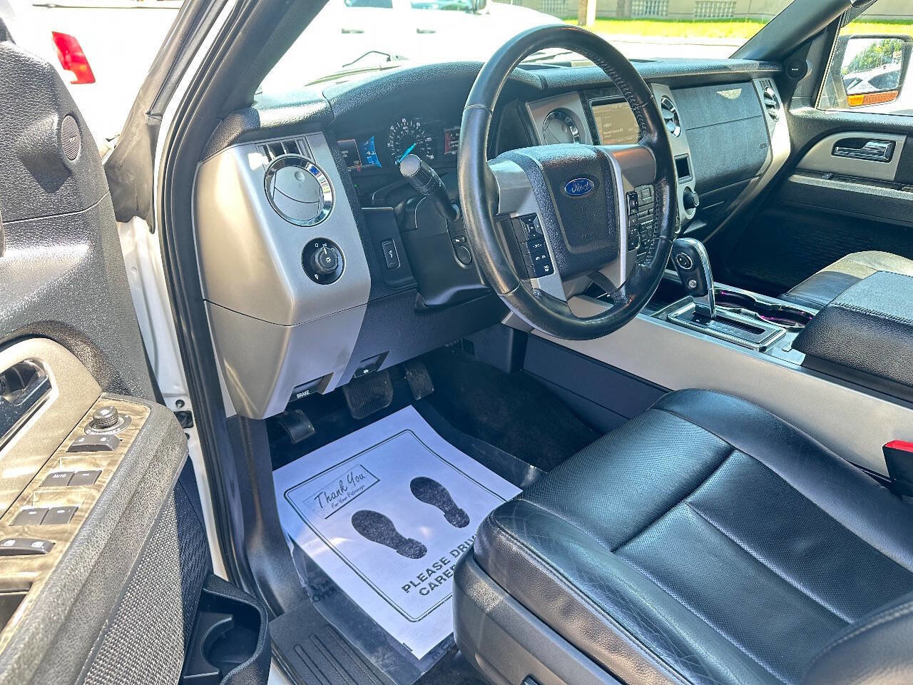 Used 2015 Ford Expedition Limited AWD/4WD image 8