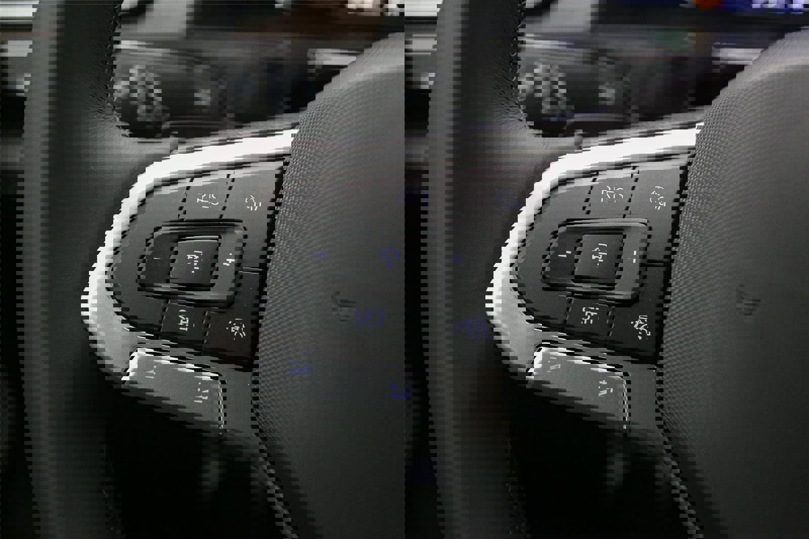 New 2026 Volkswagen Atlas SEL Premium R-Line image 25