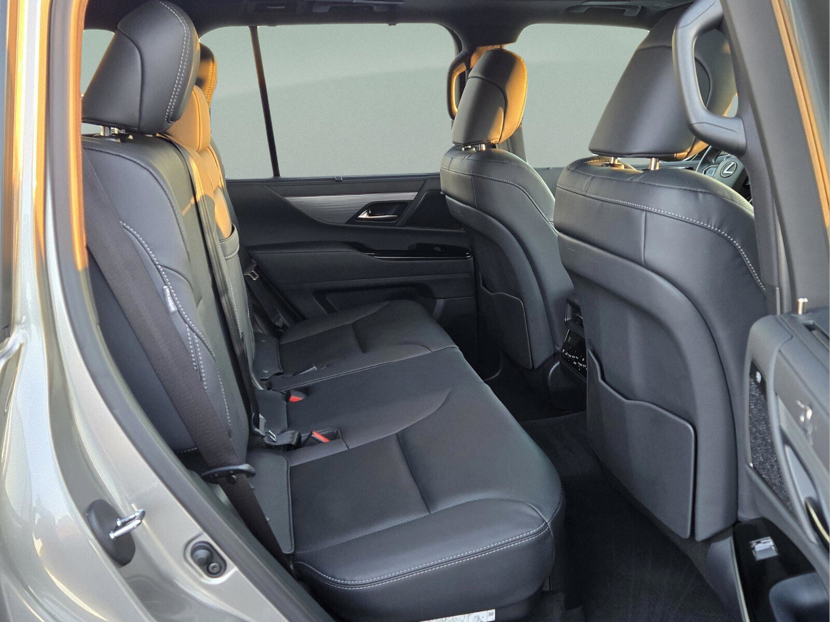 Certified 2024 Lexus LX 600 F Sport image 14