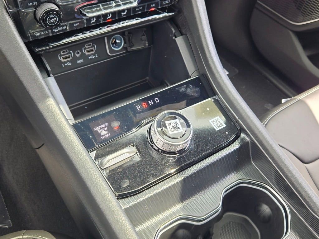 New 2025 Jeep Grand Cherokee Limited image 27