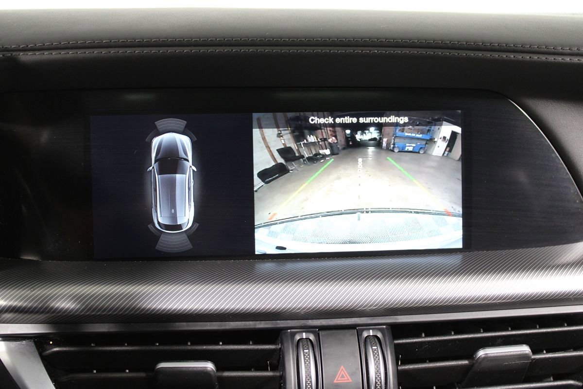 Used 2023 Alfa Romeo Stelvio Veloce image 13