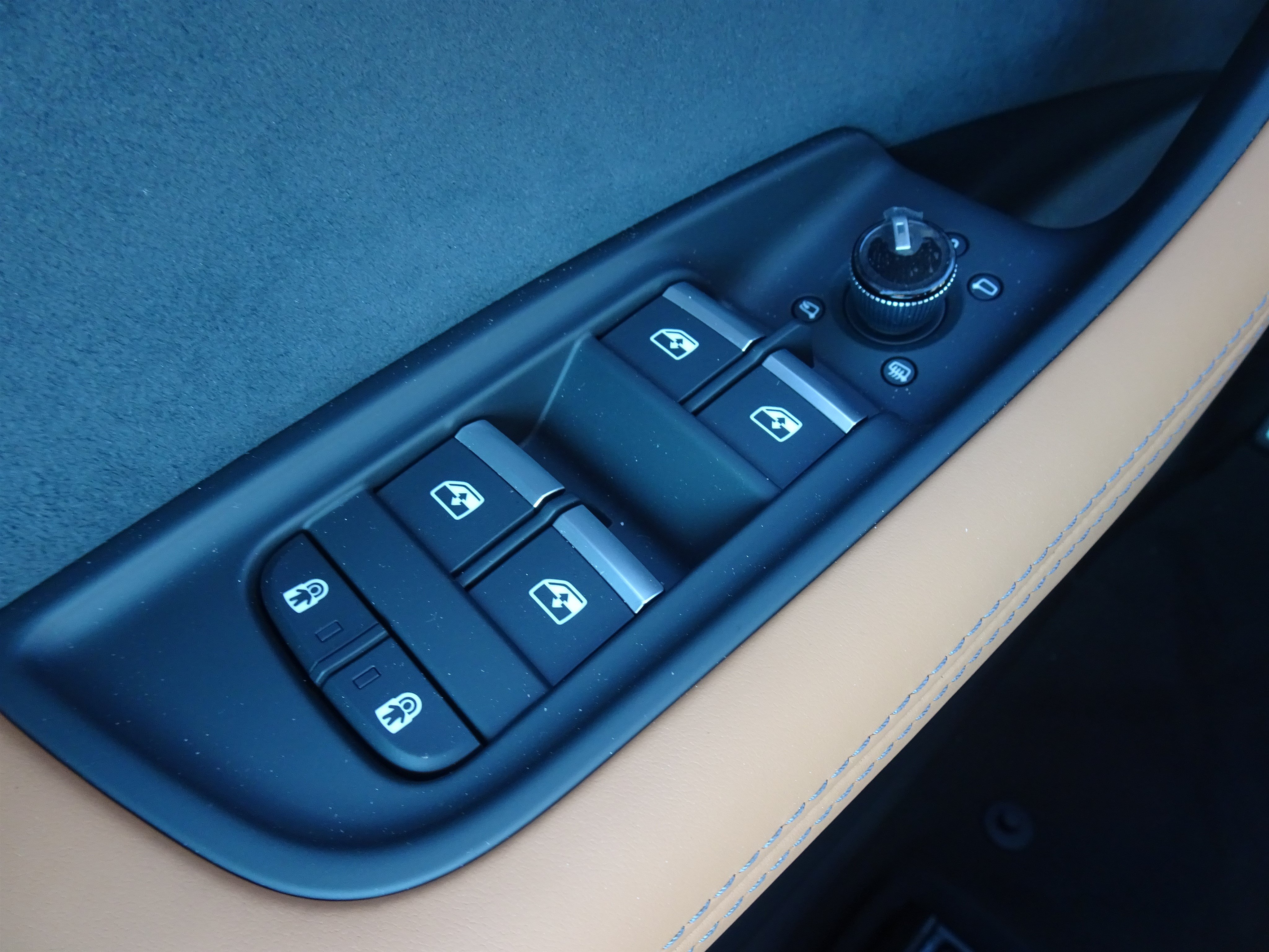 New 2026 Audi RS Q8 performance AWD/4WD image 14
