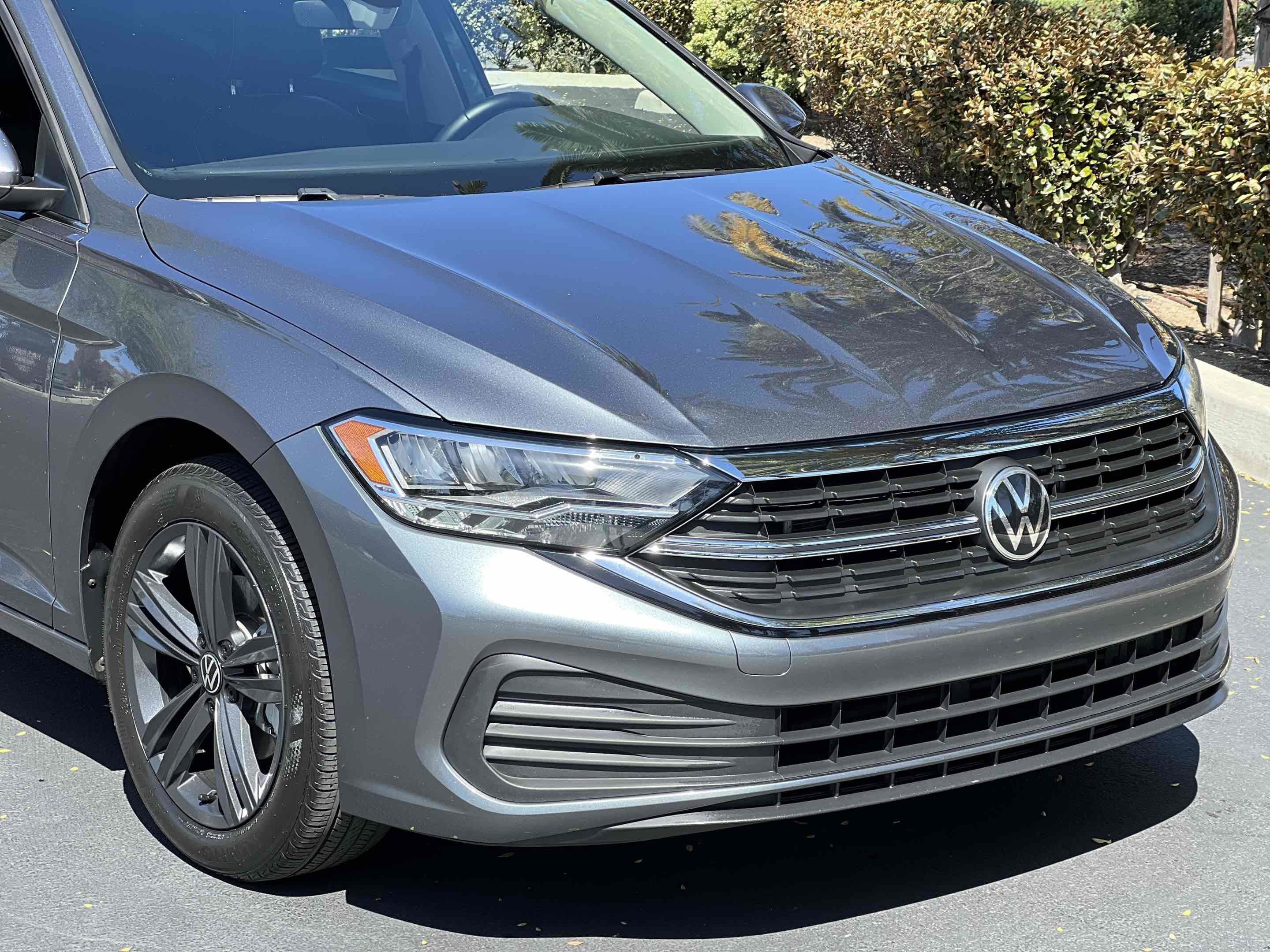 Used 2023 Volkswagen Jetta SE w/ Panoramic Sunroof Package FWD image 52