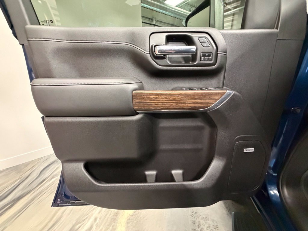 Used 2020 Chevrolet Silverado 2500 High Country w/ Z71 Off-Road Package AWD/4WD image 55