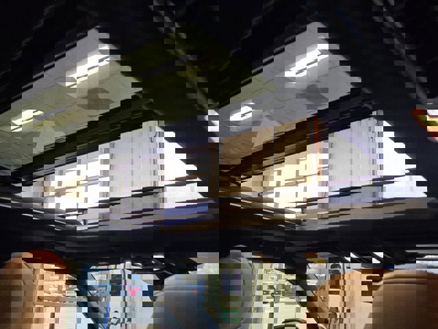 Used 2020 Toyota Highlander Platinum image 11