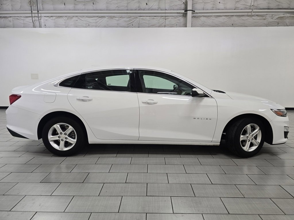 Used 2024 Chevrolet Malibu LT image 15
