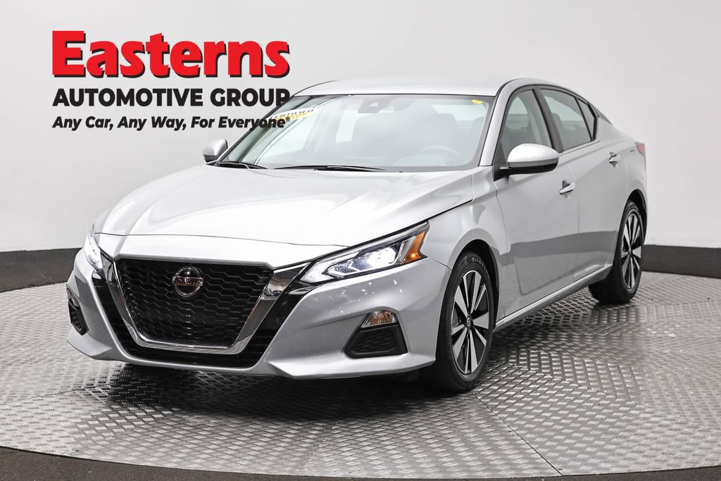 Used 2022 Nissan Altima 2.5 SV