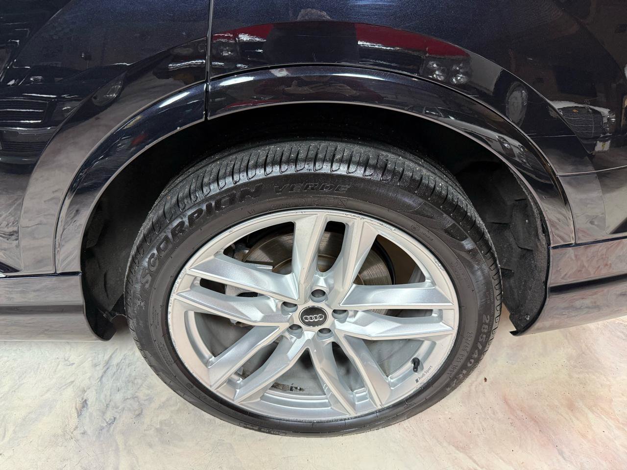 Used 2018 Audi Q7 3.0T Prestige AWD/4WD image 40