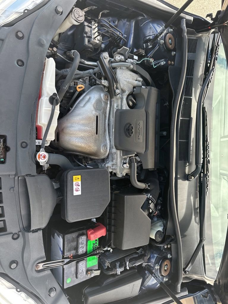 Used 2017 Toyota Camry LE image 23