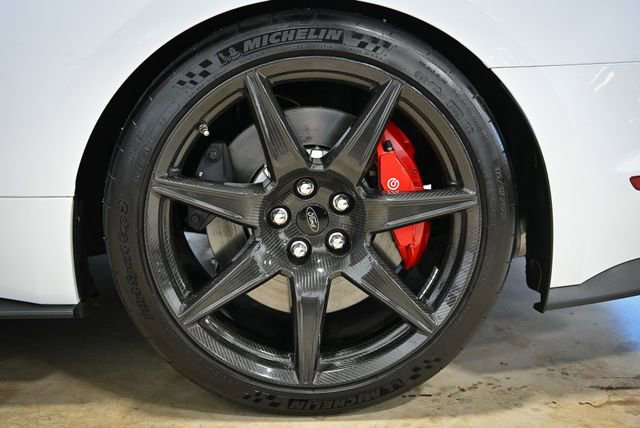 Used 2020 Ford Mustang Shelby GT500 w/ Carbon Fiber Track Pack image 17