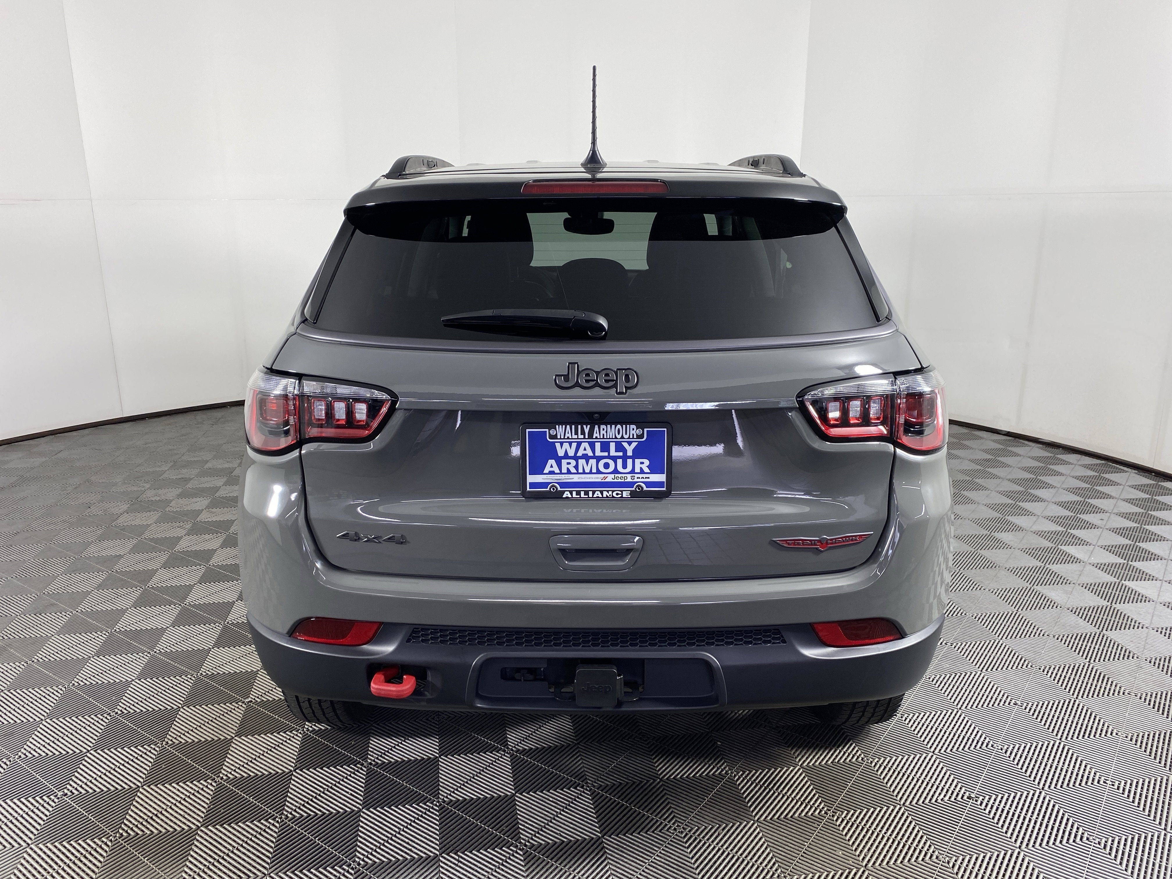 Used 2022 Jeep Compass Trailhawk w/ Trailer Tow Group AWD/4WD image 7