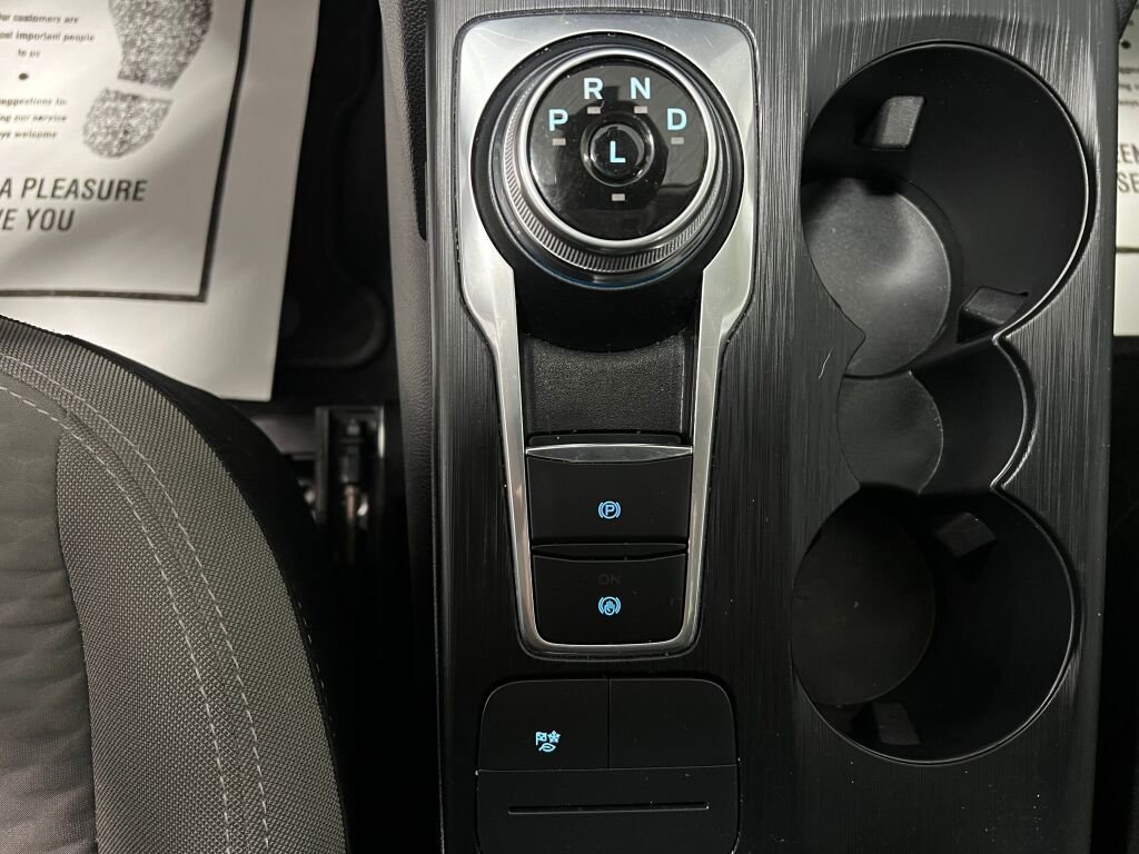 Used 2022 Ford Escape SE image 13