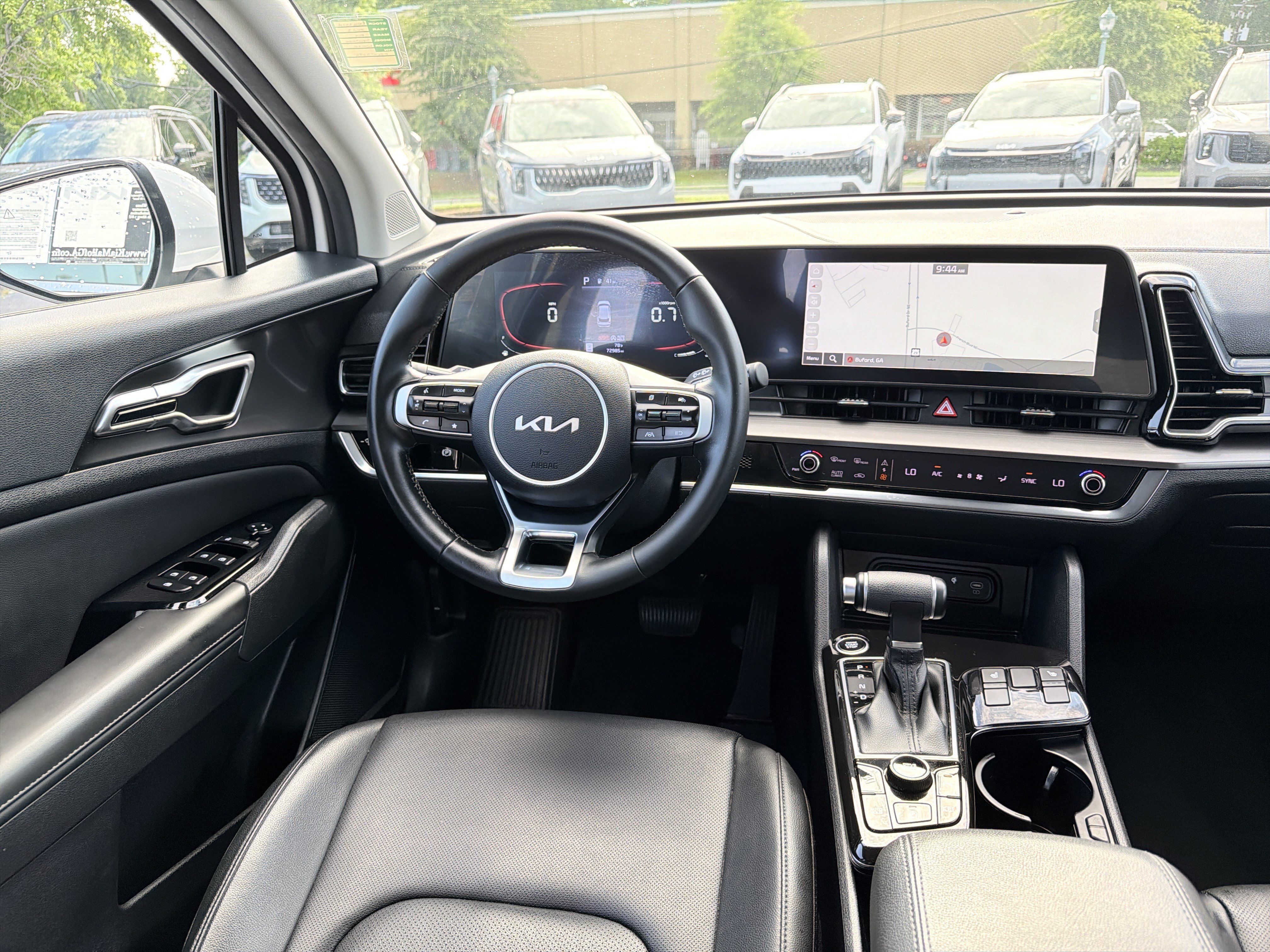 Used 2023 Kia Sportage EX FWD image 3