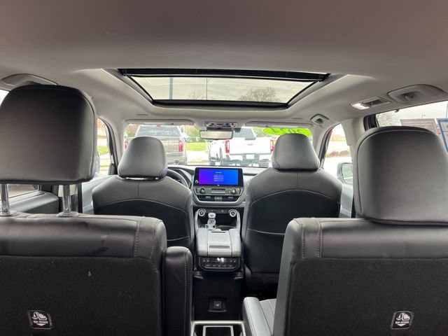 Used 2024 Toyota Grand Highlander AWD image 31