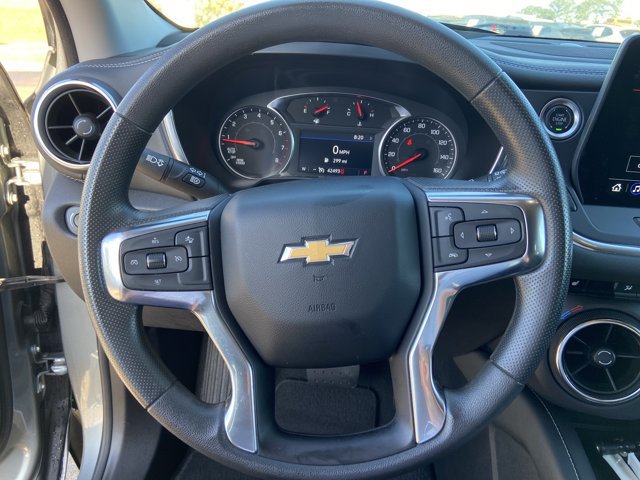 Used 2025 Chevrolet Blazer LT FWD image 35