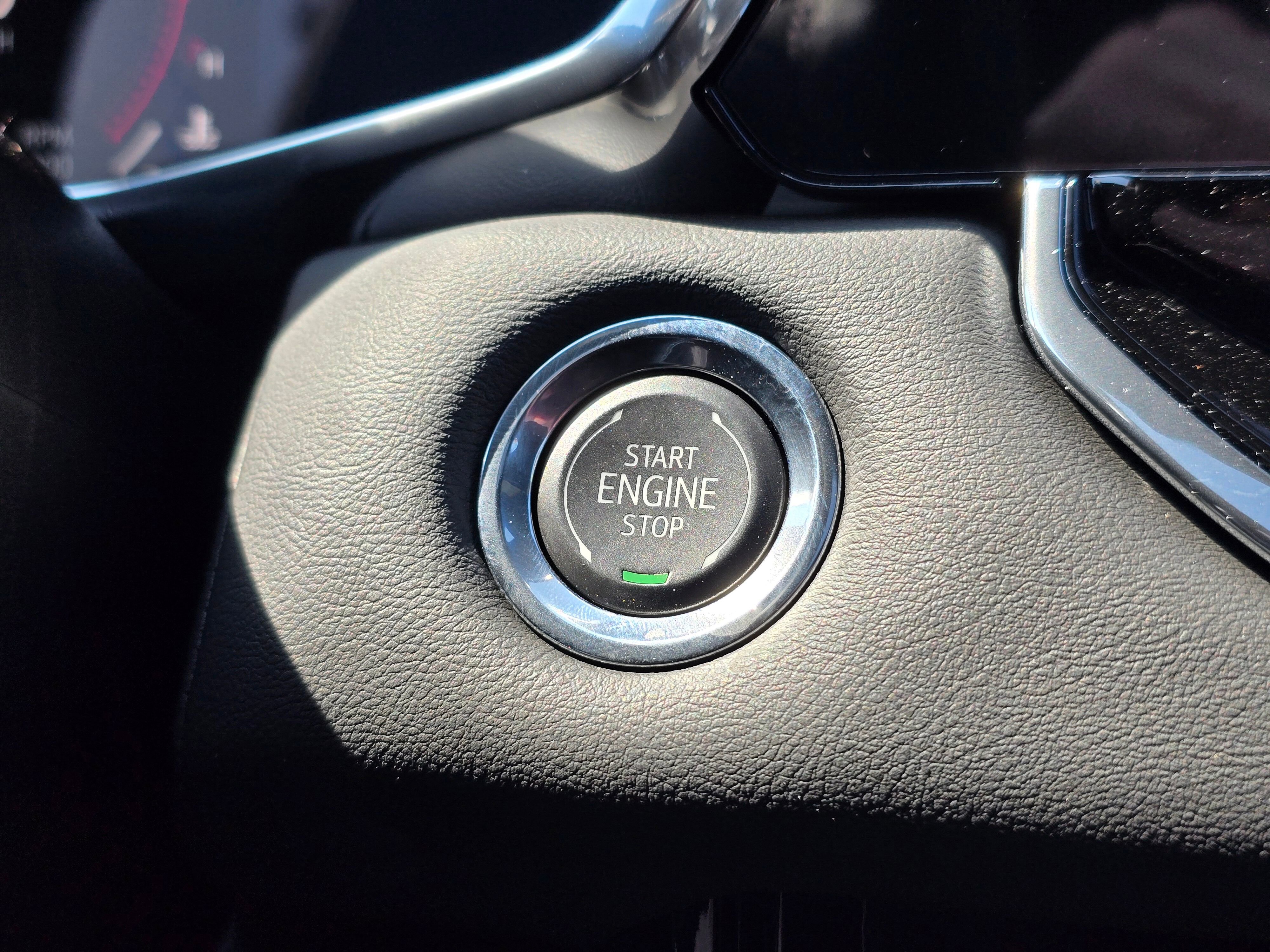 New 2025 GMC Canyon Elevation w/ Convenience Package image 26