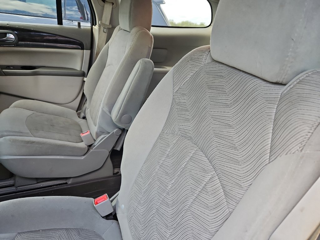 Used 2017 Buick Enclave Convenience FWD image 8