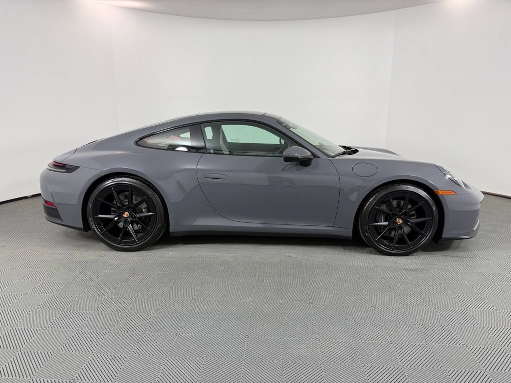 Certified 2026 Porsche 911 Carrera RWD image 8