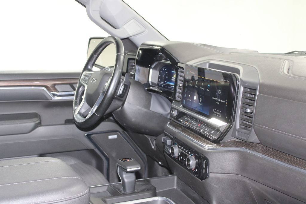 Used 2024 Chevrolet Silverado 1500 RST w/ Convenience Package II AWD/4WD image 30