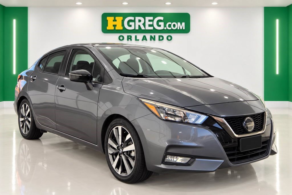 Used 2020 Nissan Versa SR w/ Convenience Package FWD image 4