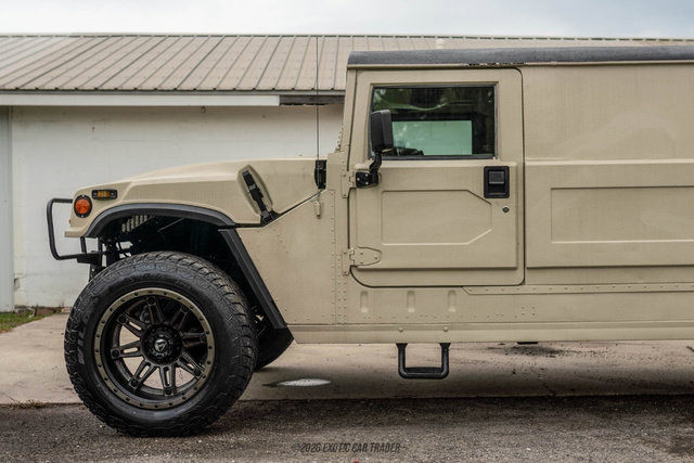 Used 2000 HUMMER H1 4-Door Wagon AWD/4WD image 4