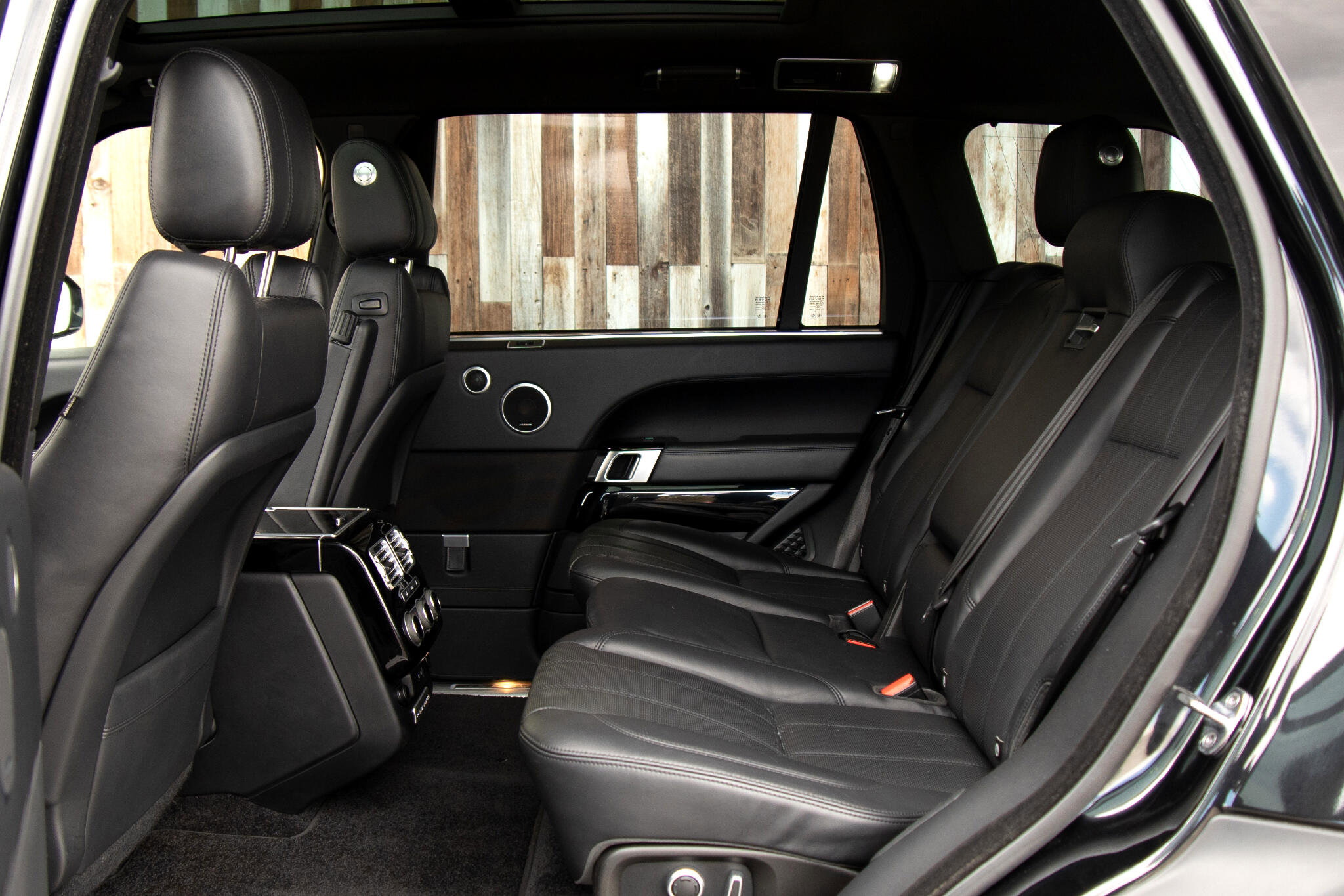 Used 2016 Land Rover Range Rover Long Wheelbase Supercharged image 25