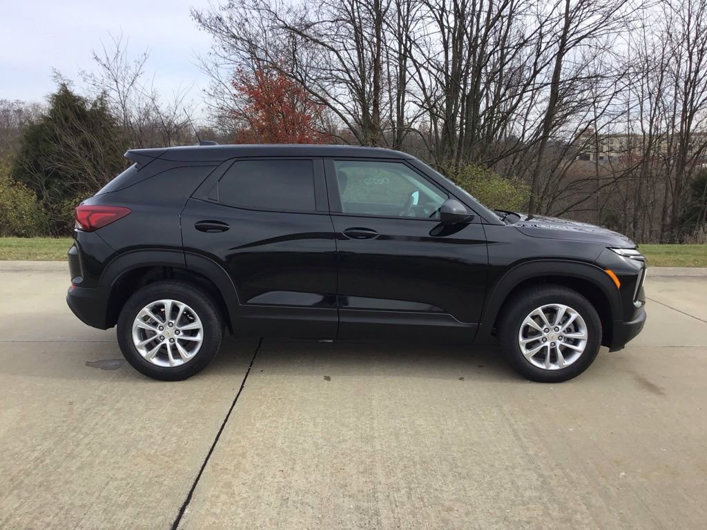 New 2026 Chevrolet TrailBlazer LS w/ LS Convenience Package image 2