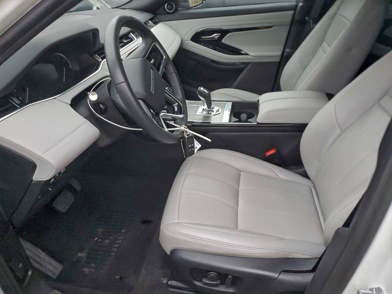 Used 2023 Land Rover Range Rover Evoque SE AWD/4WD image 5