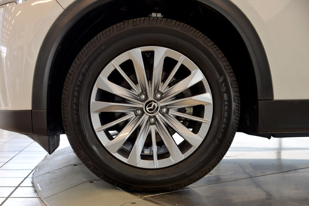Used 2024 MAZDA CX-90 3.3 Turbo w/ Preferred Package AWD/4WD image 10