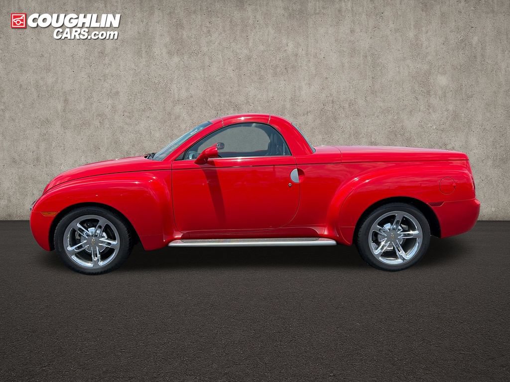 Used 2004 Chevrolet SSR w/ Preferred Equipment Group RWD image 5