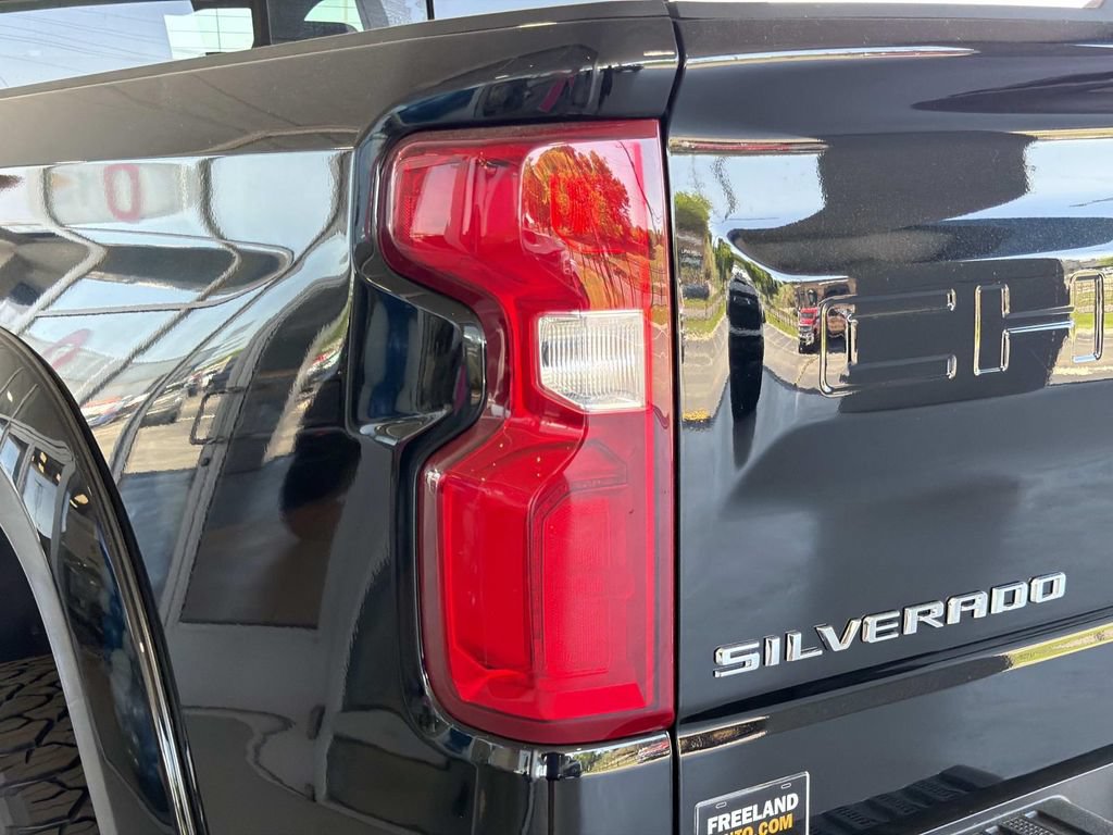 New 2026 Chevrolet Silverado 1500 RST AWD/4WD image 11