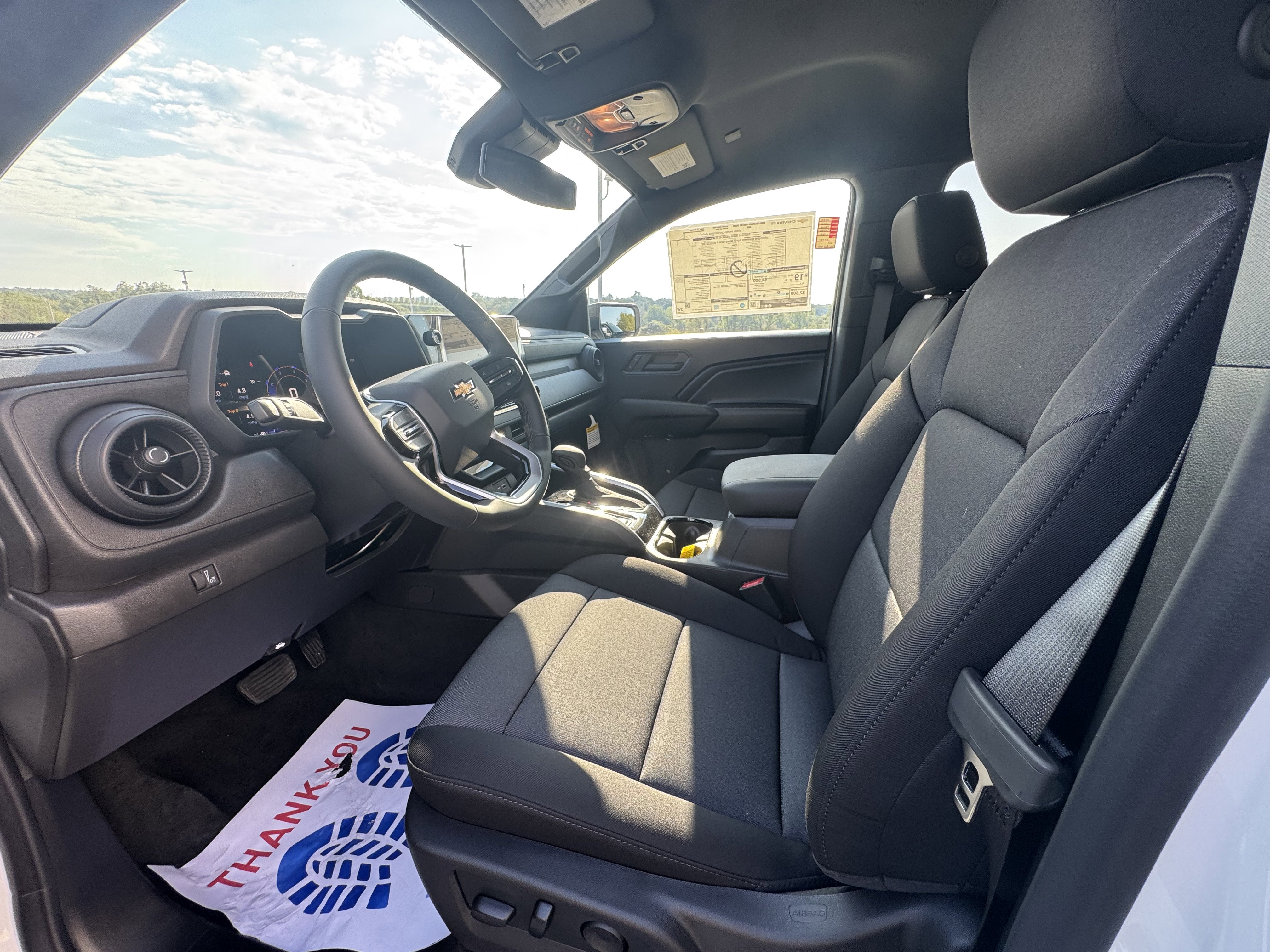 New 2026 Chevrolet Colorado W/T image 10