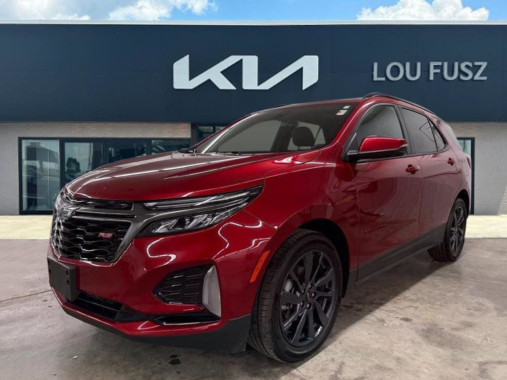 Used 2022 Chevrolet Equinox RS w/ Infotainment Package