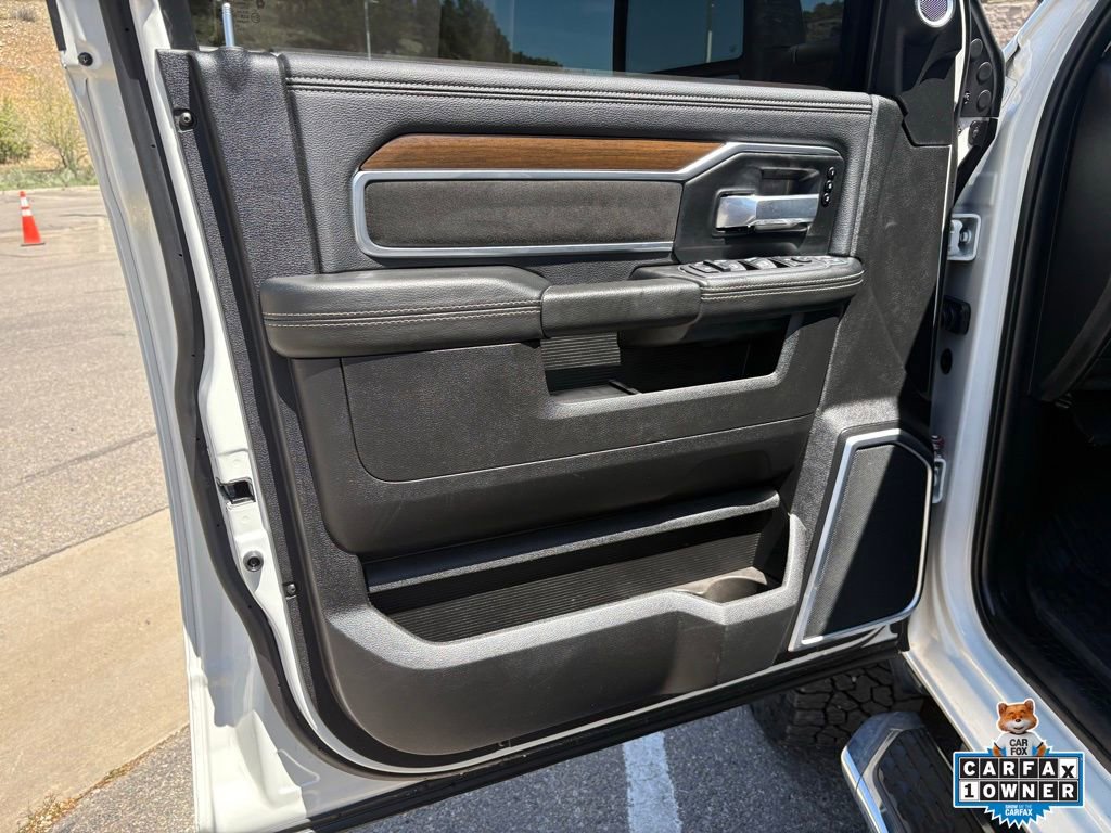 Used 2024 RAM 2500 Laramie AWD/4WD image 15