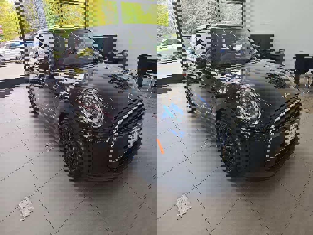 Certified 2023 MINI Cooper 2-Door Hardtop image 13