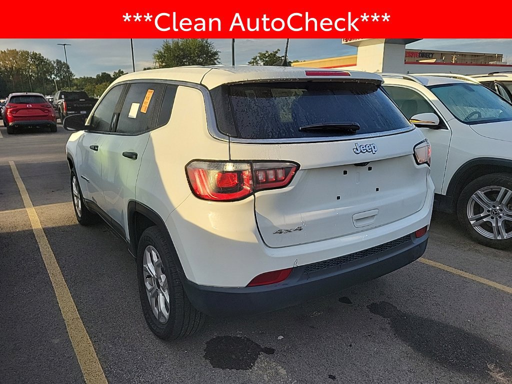 Used 2025 Jeep Compass Sport AWD/4WD image 4