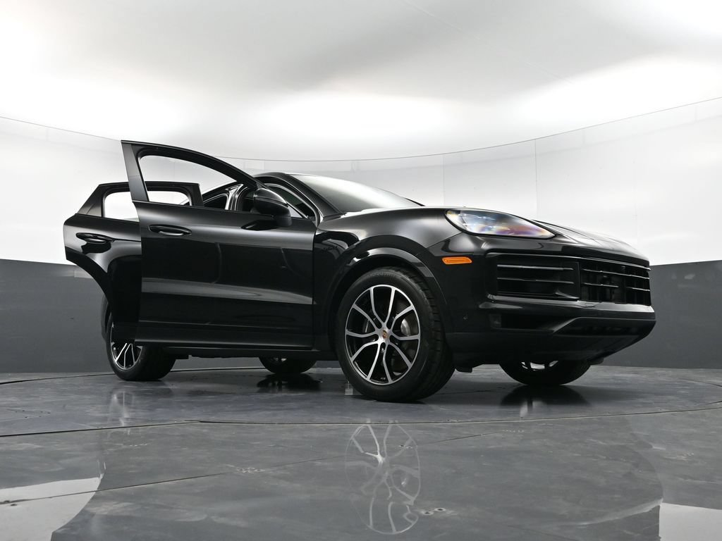 New 2026 Porsche Cayenne E-Hybrid Coupe AWD/4WD image 39