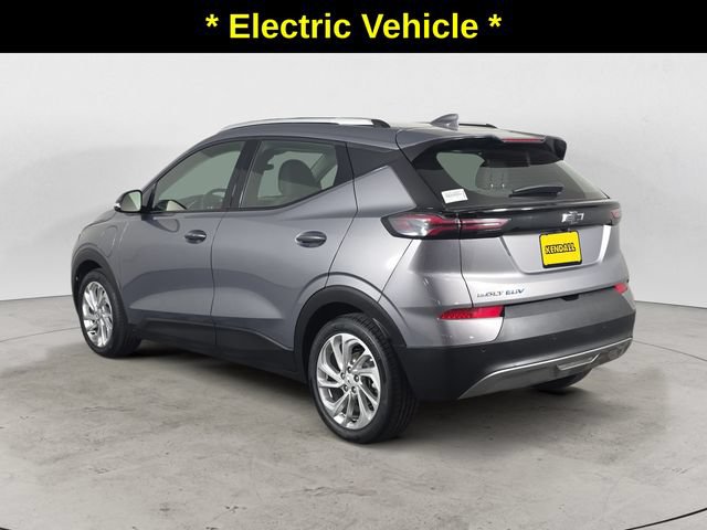 Certified 2023 Chevrolet Bolt EUV LT w/ Driver Confidence Package FWD image 7