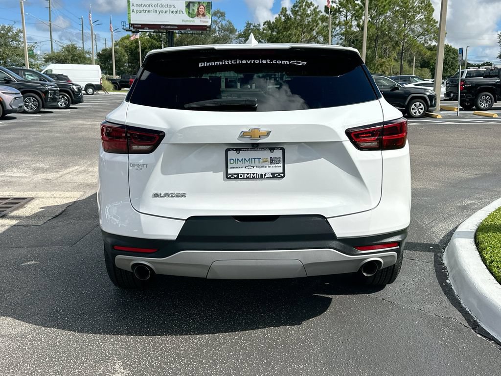 Certified 2025 Chevrolet Blazer LT FWD image 6